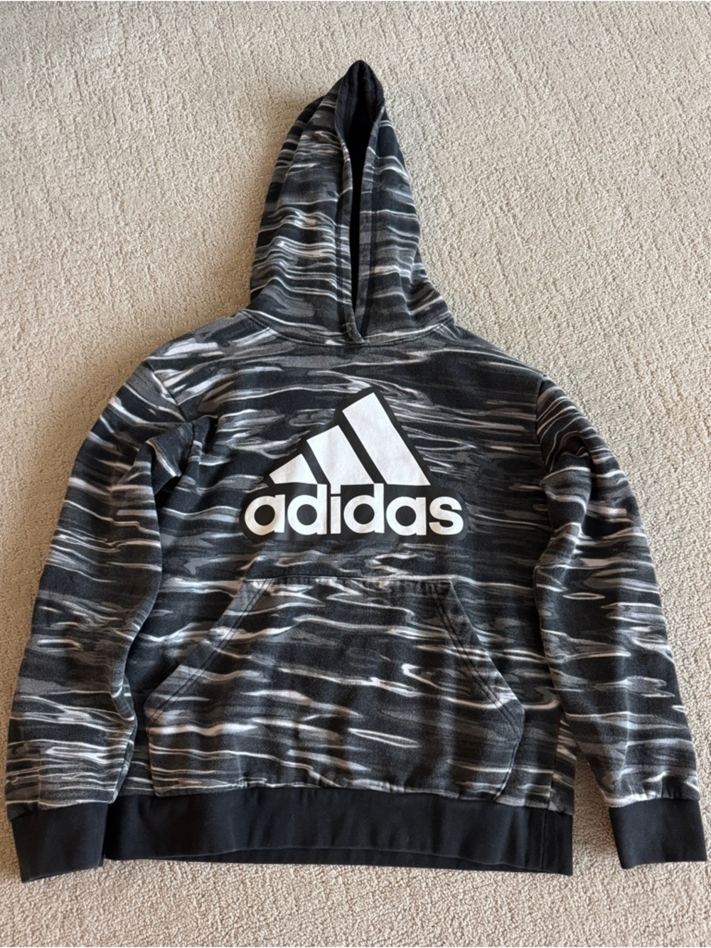 3/$30 Adidas Boys L Hoodie